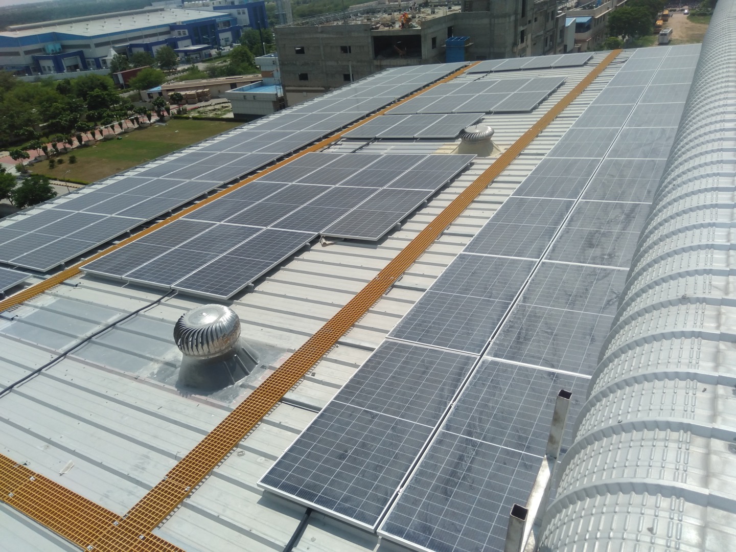 SEZ, Jaipur - 1,300 kW installation